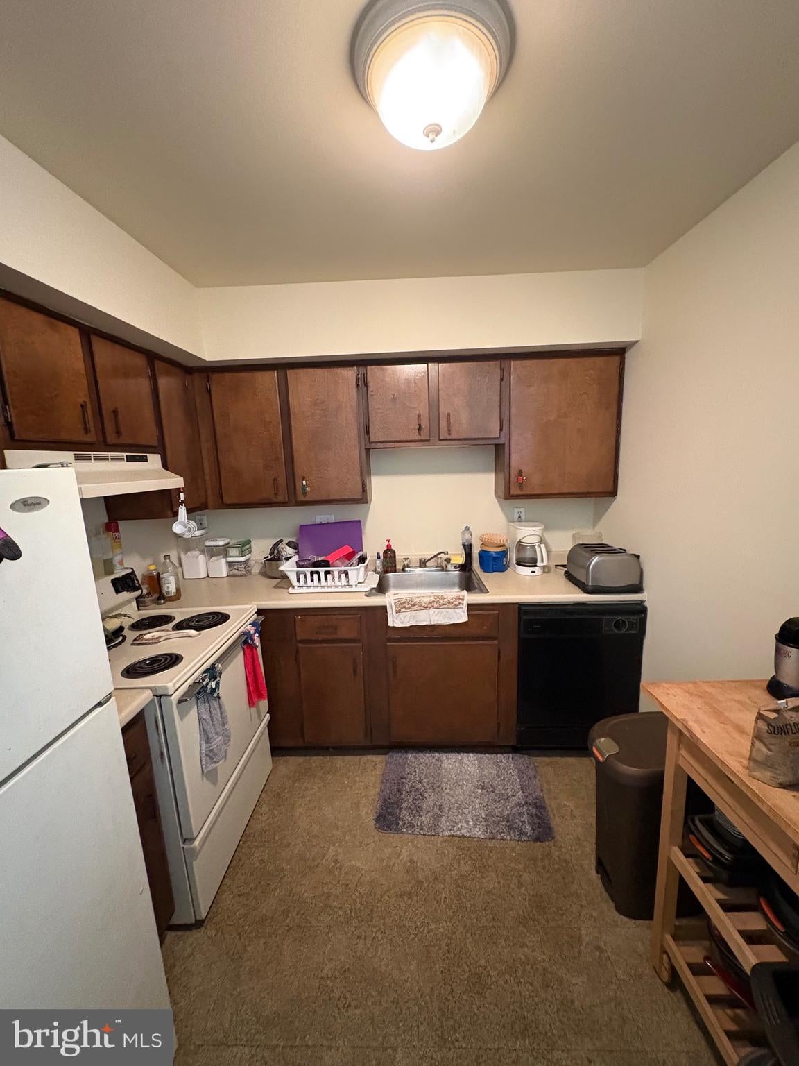 5200 HILLTOP DRIVE A21