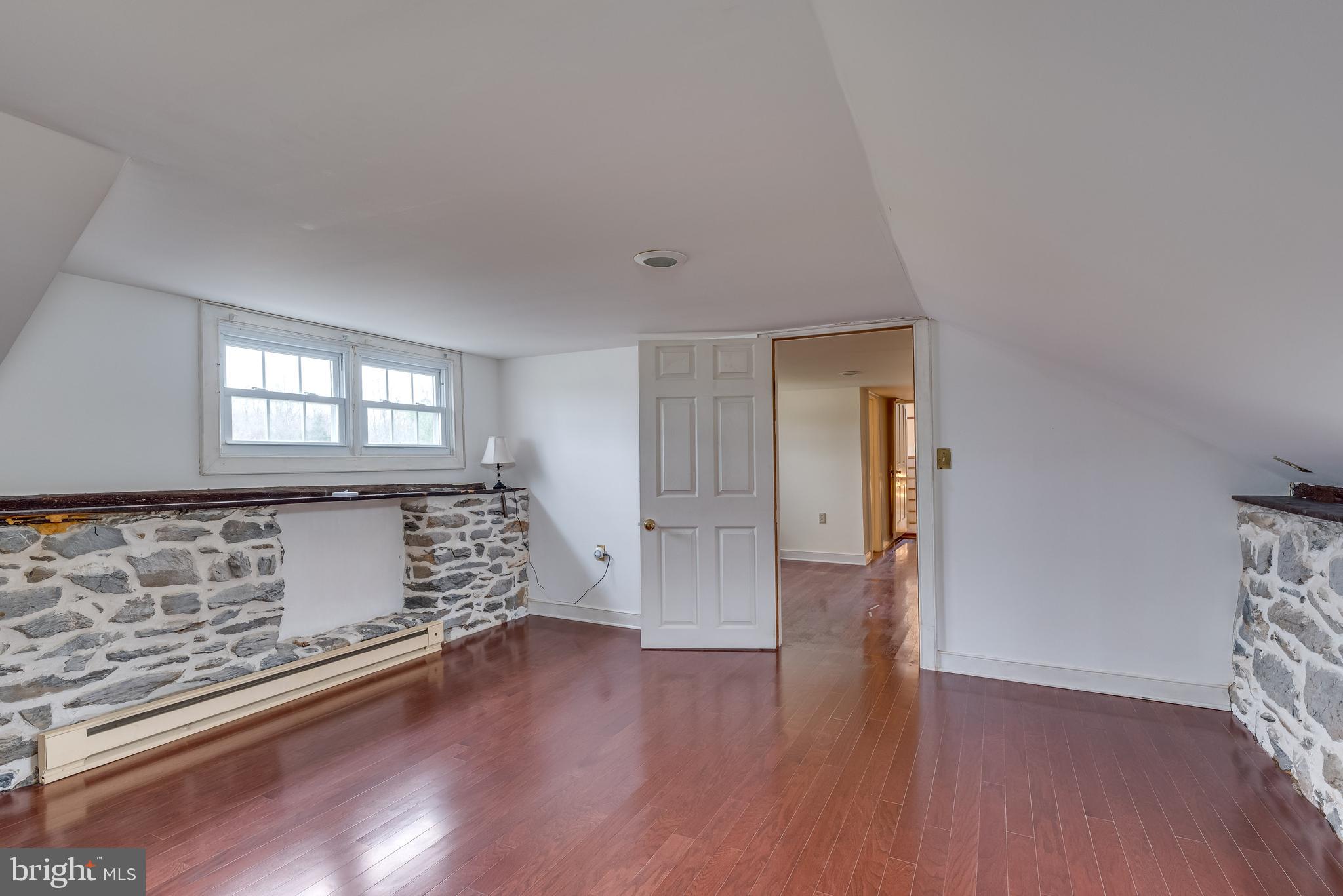 JEFFERSON LINE - Residential