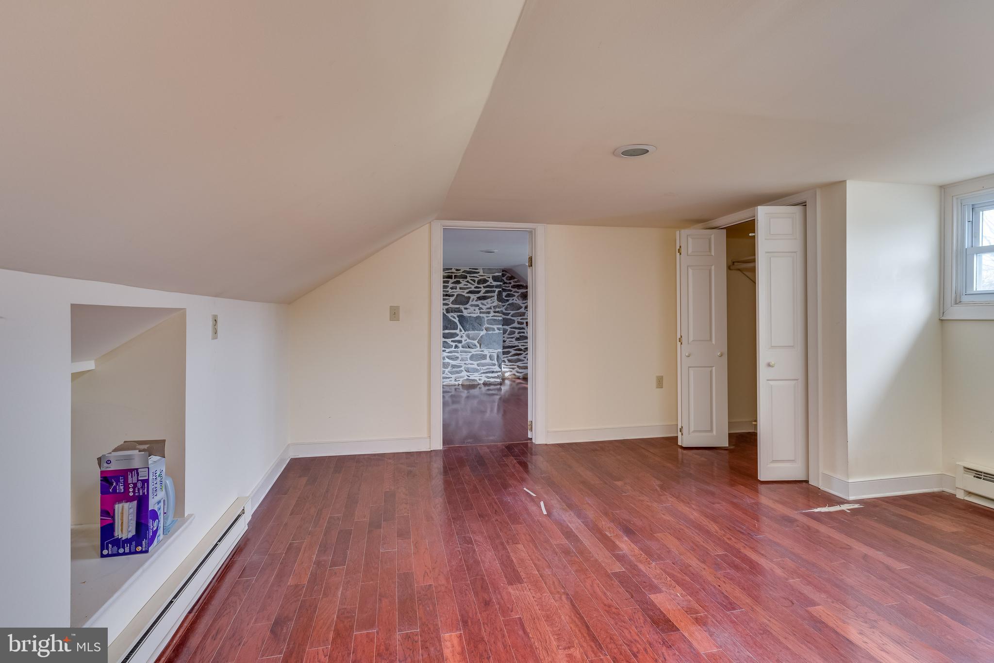 JEFFERSON LINE - Residential