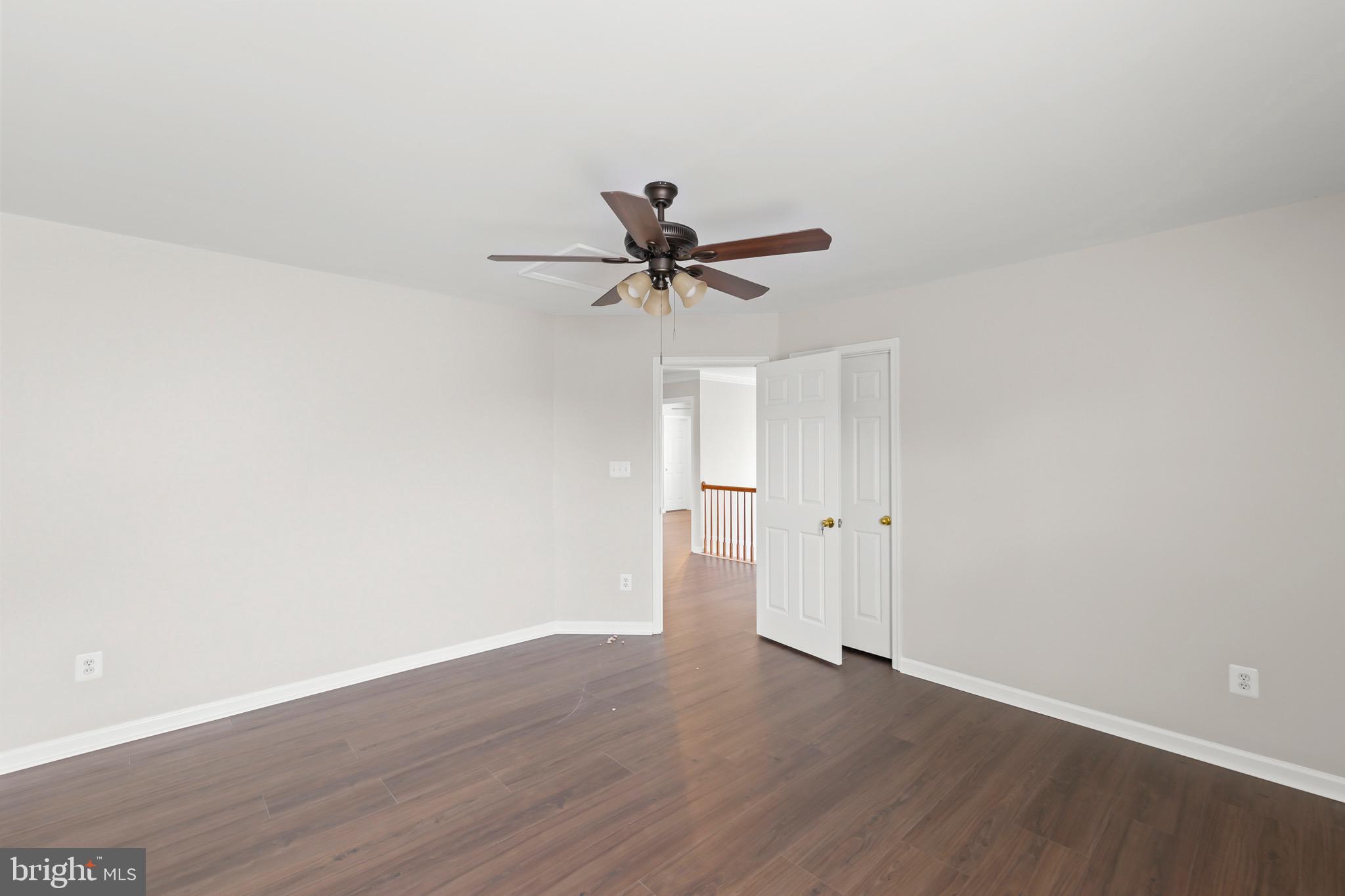 THE GUARDS - Residential Lease