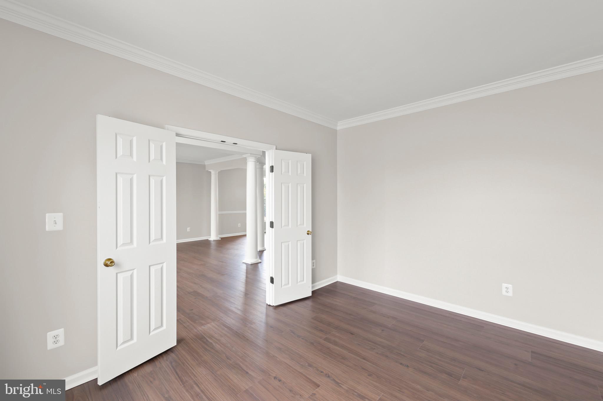 THE GUARDS - Residential Lease