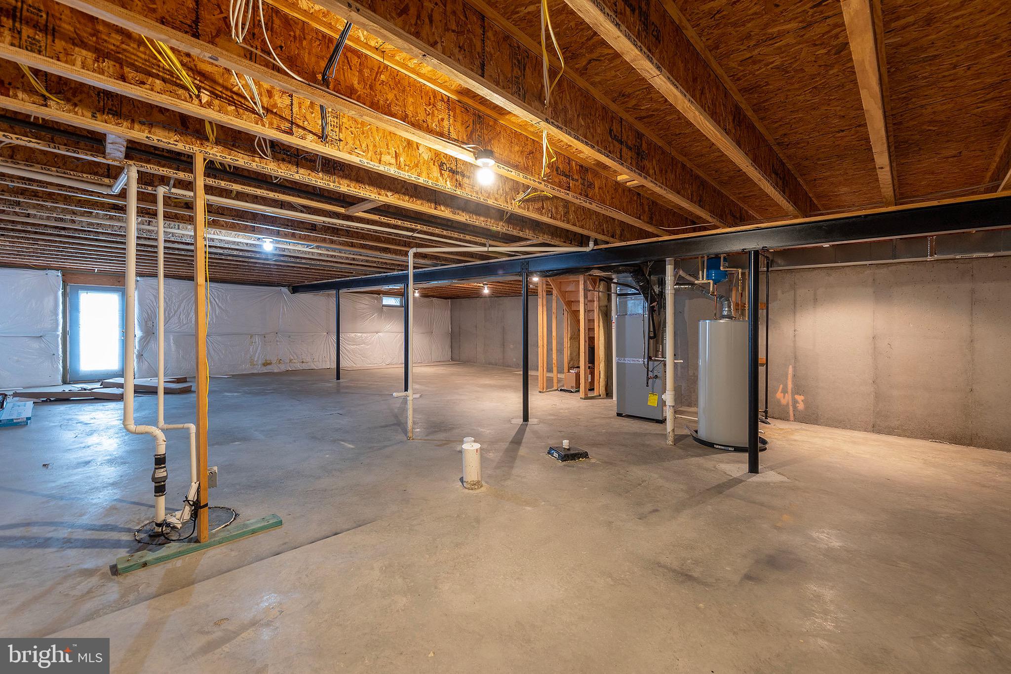 THE GUARDS - Residential Lease