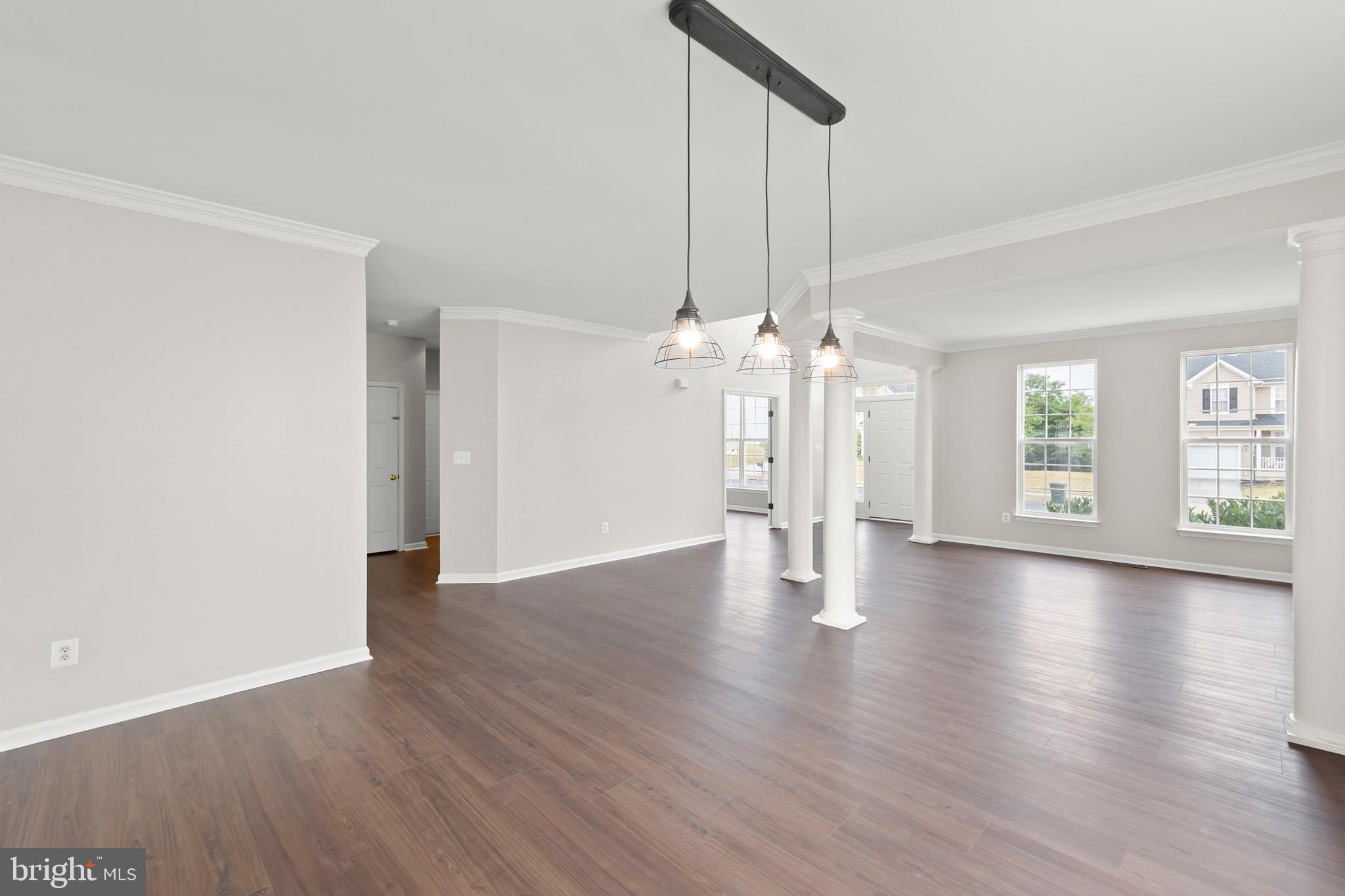 THE GUARDS - Residential Lease