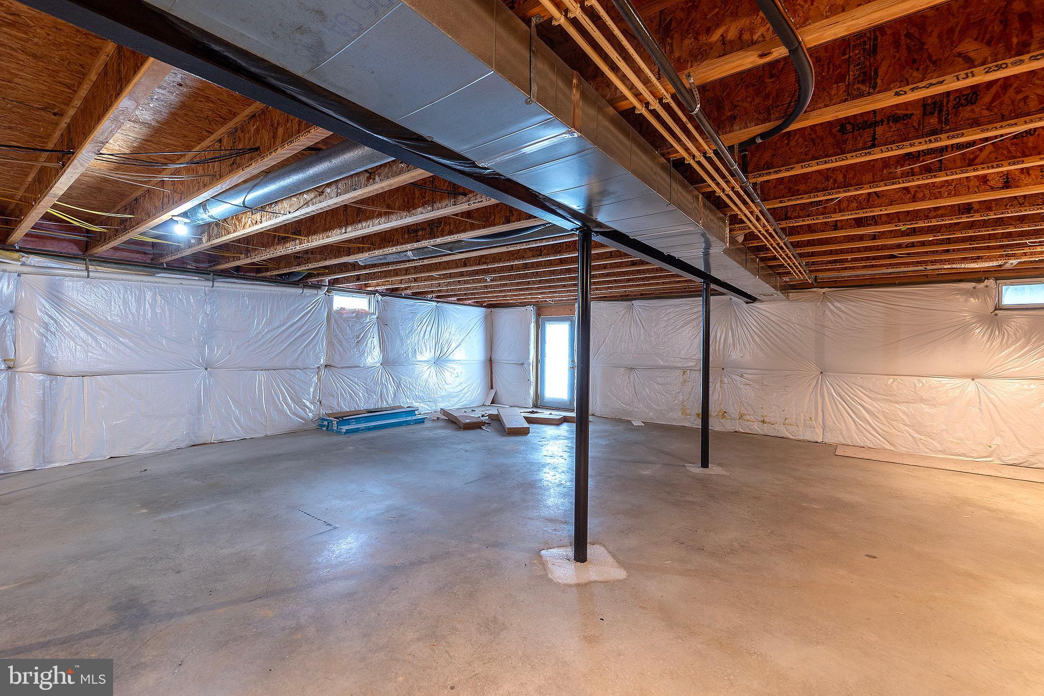 THE GUARDS - Residential Lease