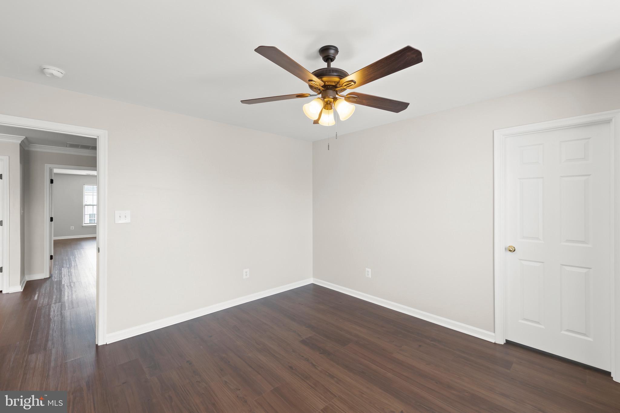 THE GUARDS - Residential Lease