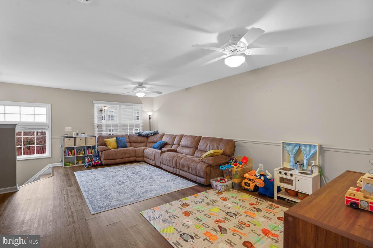 MAIN ST VILLAGE - Residential