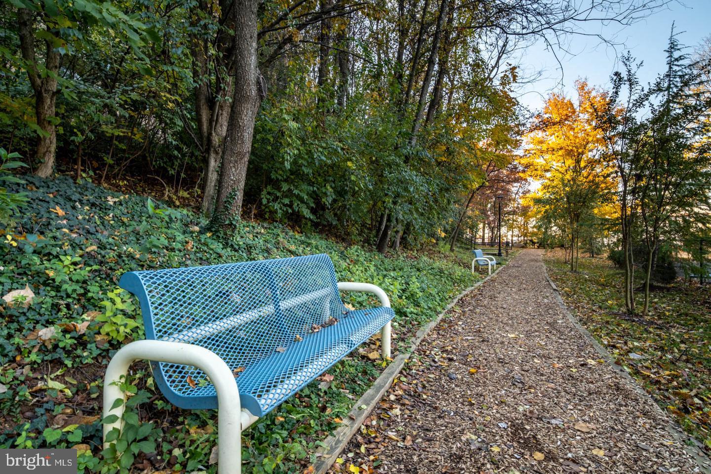 ROTONDA - Residential Lease