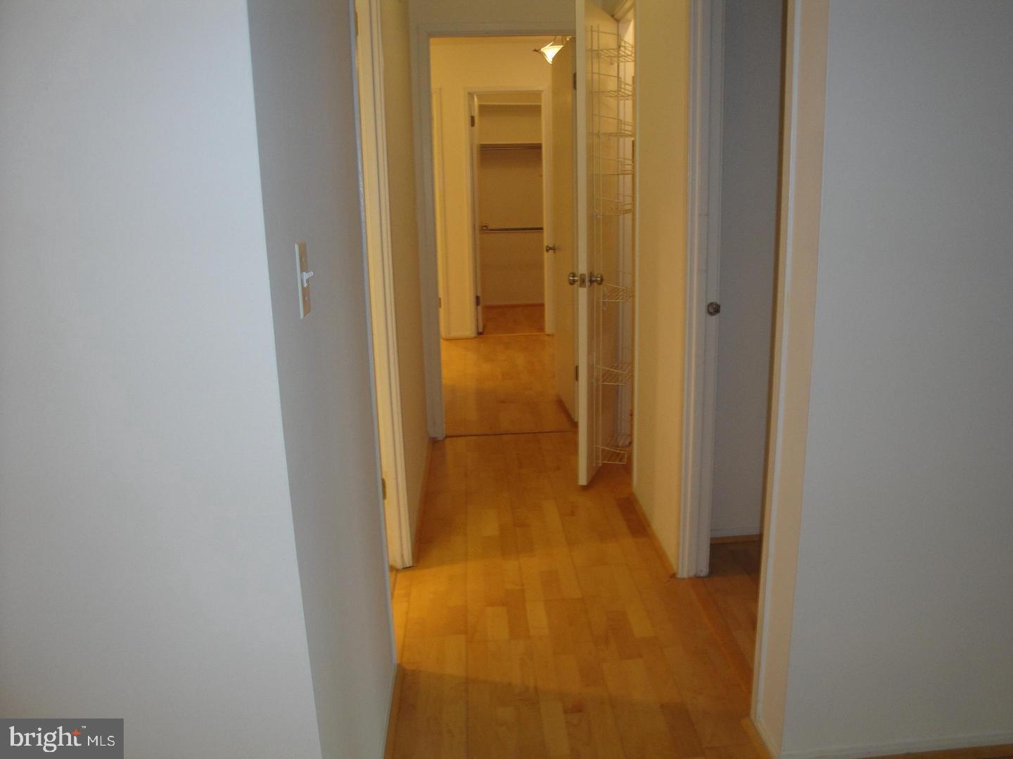 ROTONDA - Residential Lease