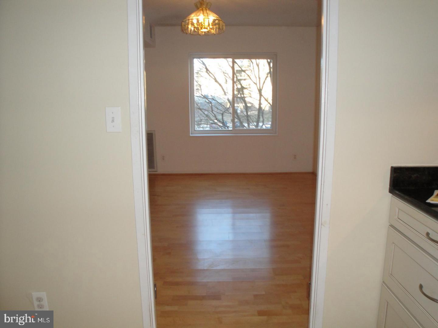 ROTONDA - Residential Lease