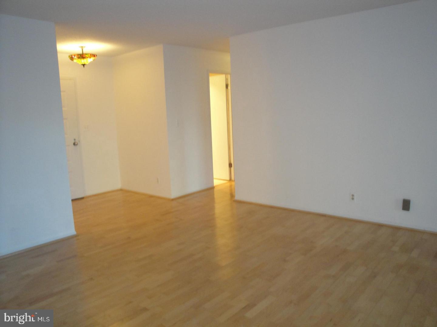 ROTONDA - Residential Lease