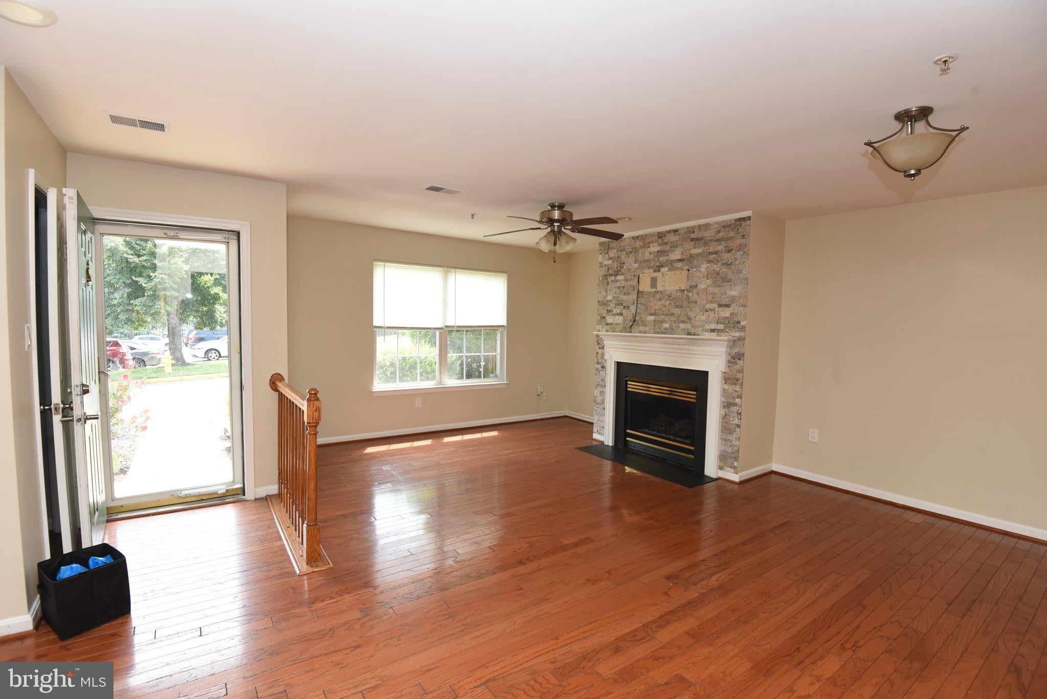 7953 COACHCREST COURT