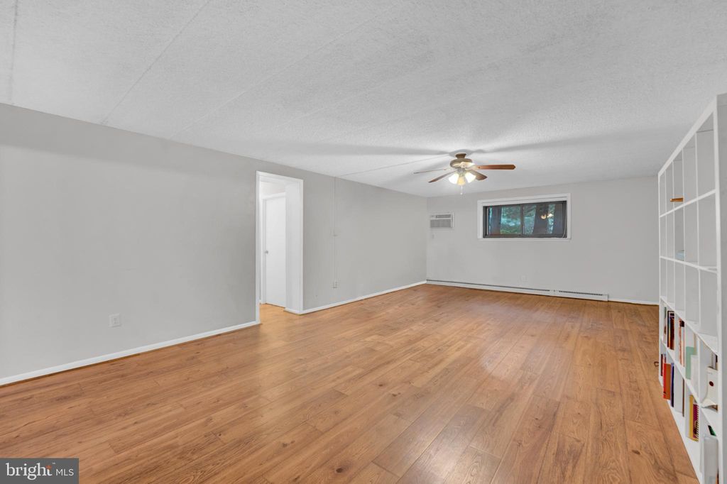 Photo of 400 Glendale Road #B12, HAVERTOWN, PA 19083 (MLS # PADE2101810)