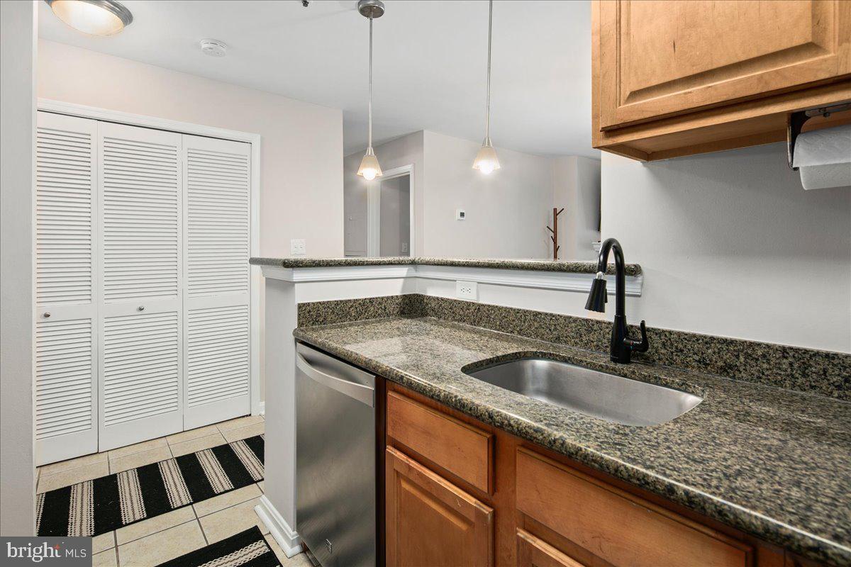 3178 SUMMIT SQUARE DRIVE 3-C11