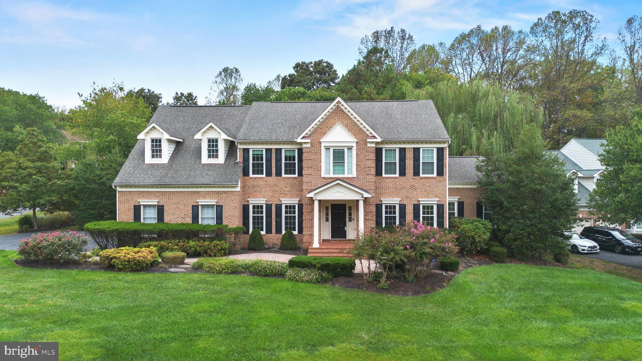 STONEY CREEK WOODS - Residential