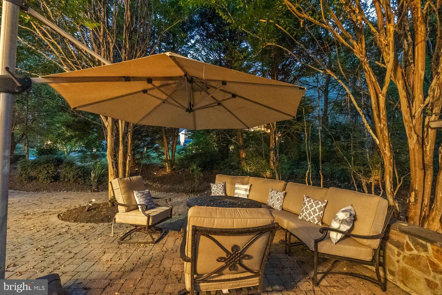 STONEY CREEK WOODS - Residential