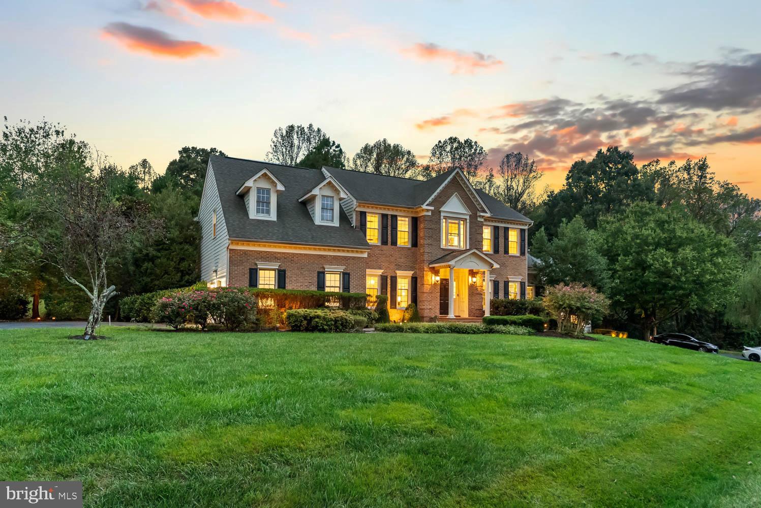 STONEY CREEK WOODS - Residential