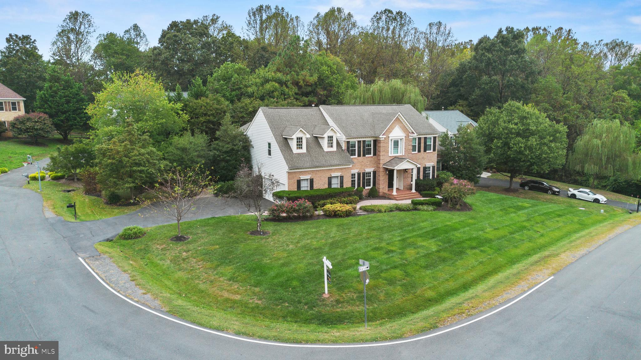 STONEY CREEK WOODS - Residential