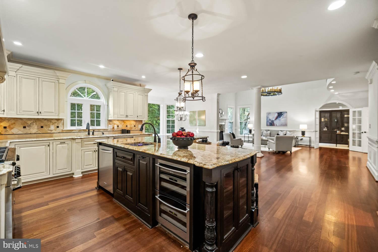 STONEY CREEK WOODS - Residential