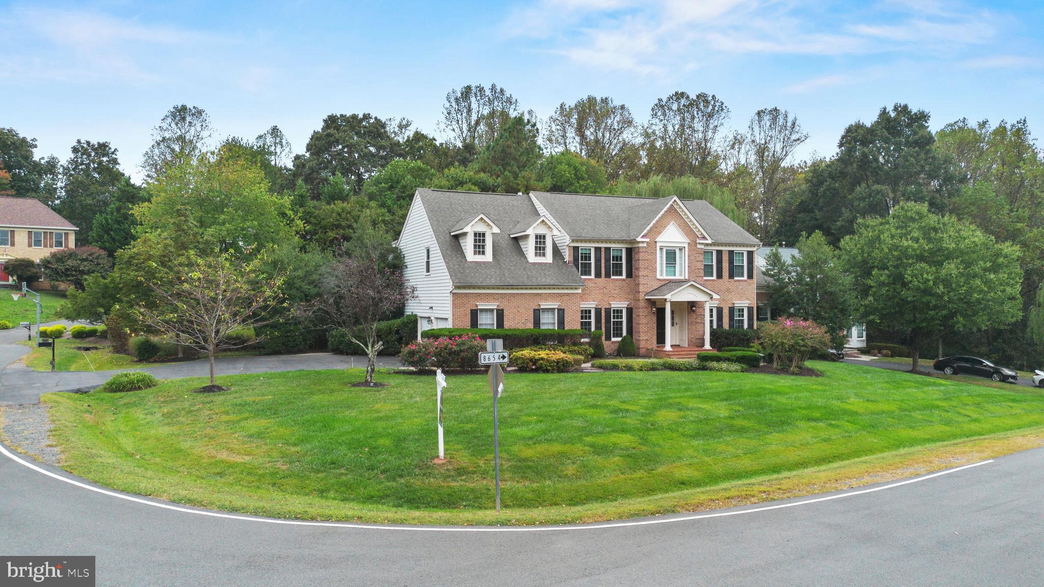 STONEY CREEK WOODS - Residential