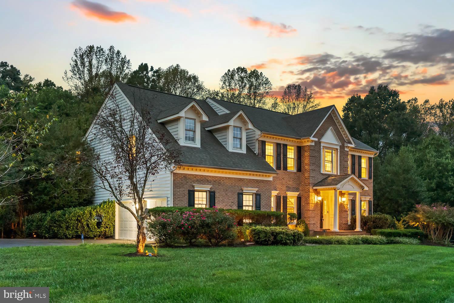 STONEY CREEK WOODS - Residential