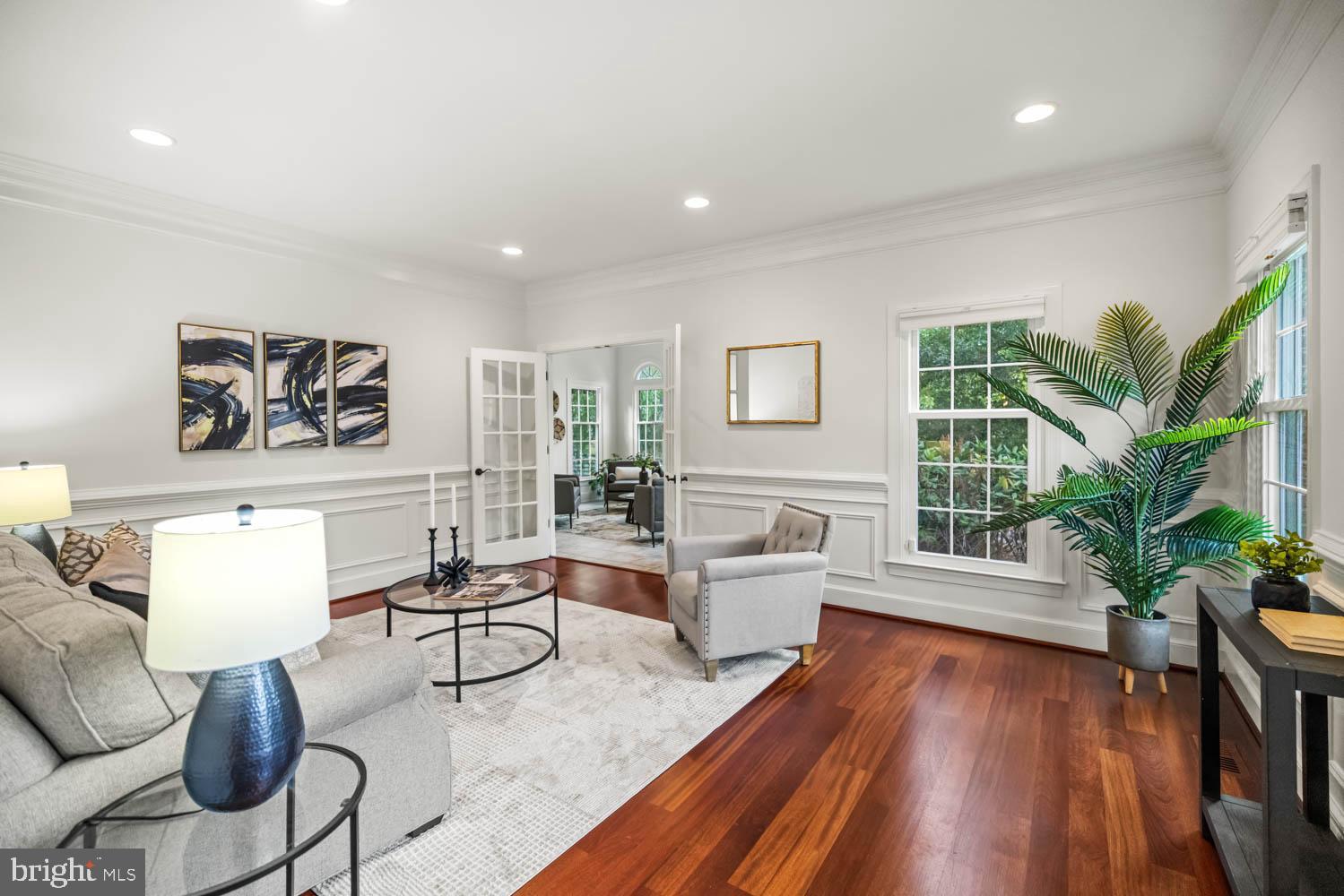 STONEY CREEK WOODS - Residential