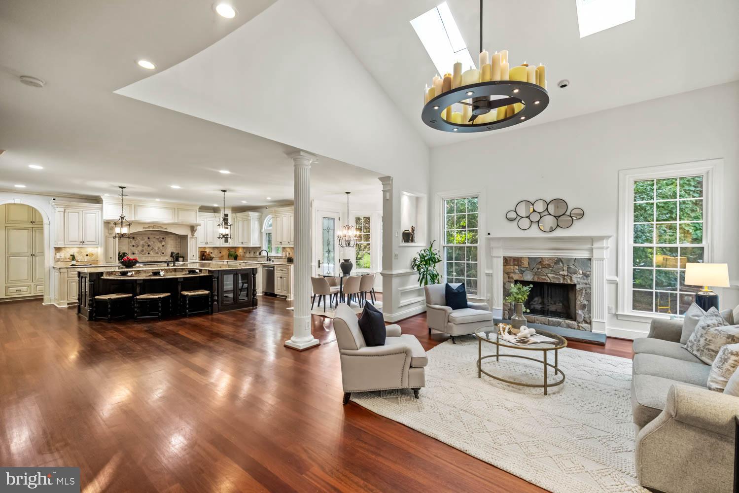 STONEY CREEK WOODS - Residential