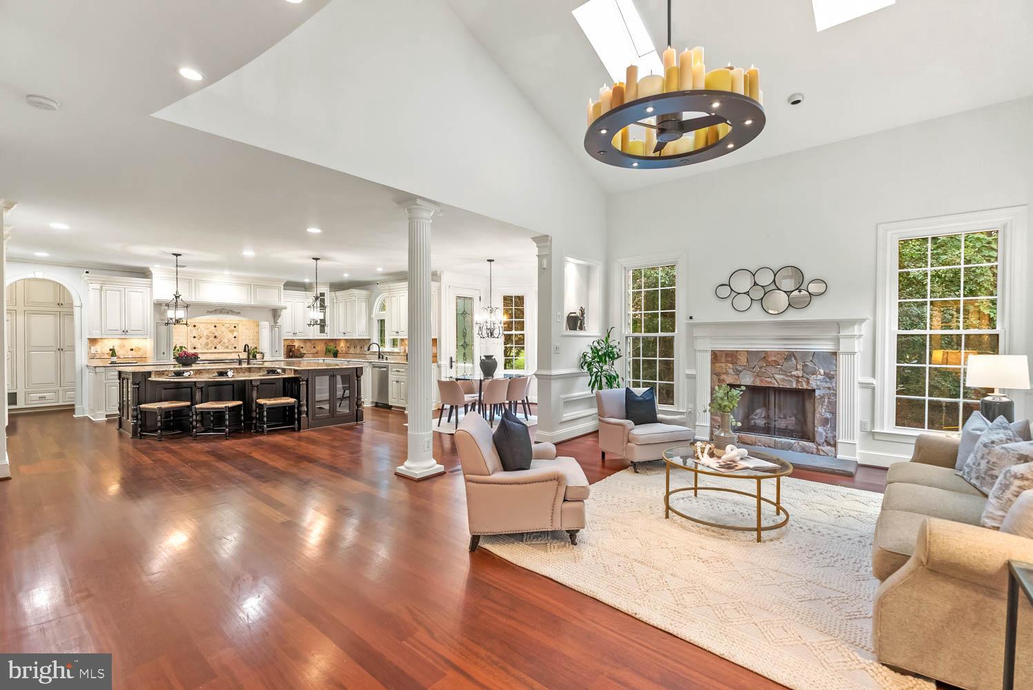 STONEY CREEK WOODS - Residential