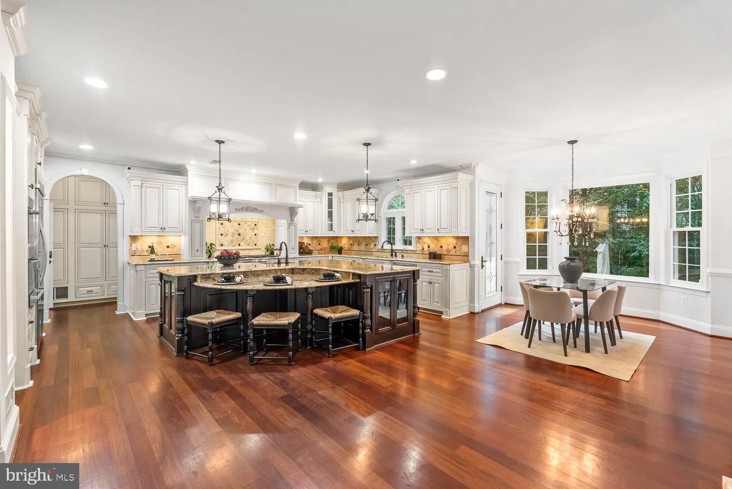 STONEY CREEK WOODS - Residential