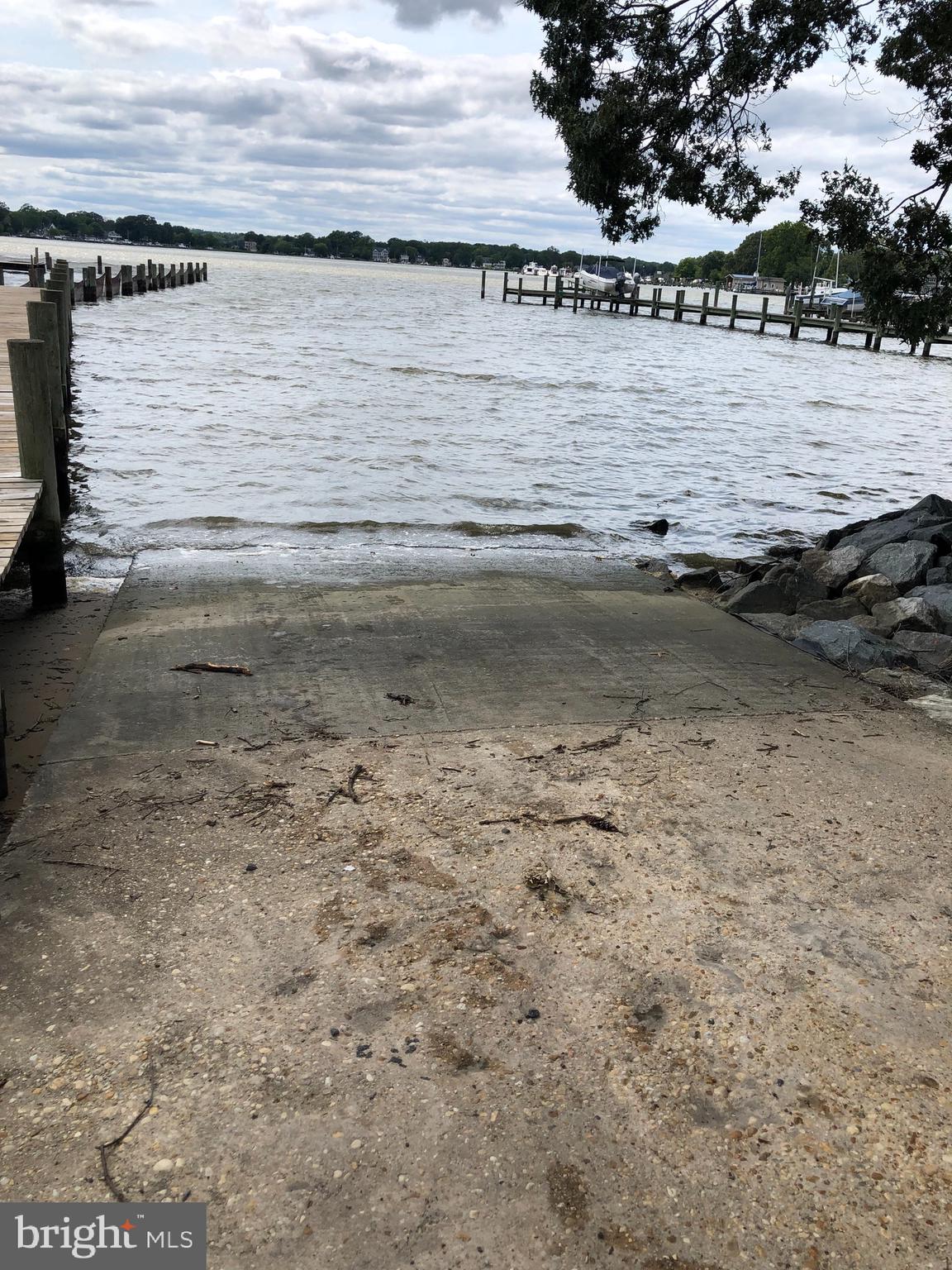 AVALON SHORES - Residential