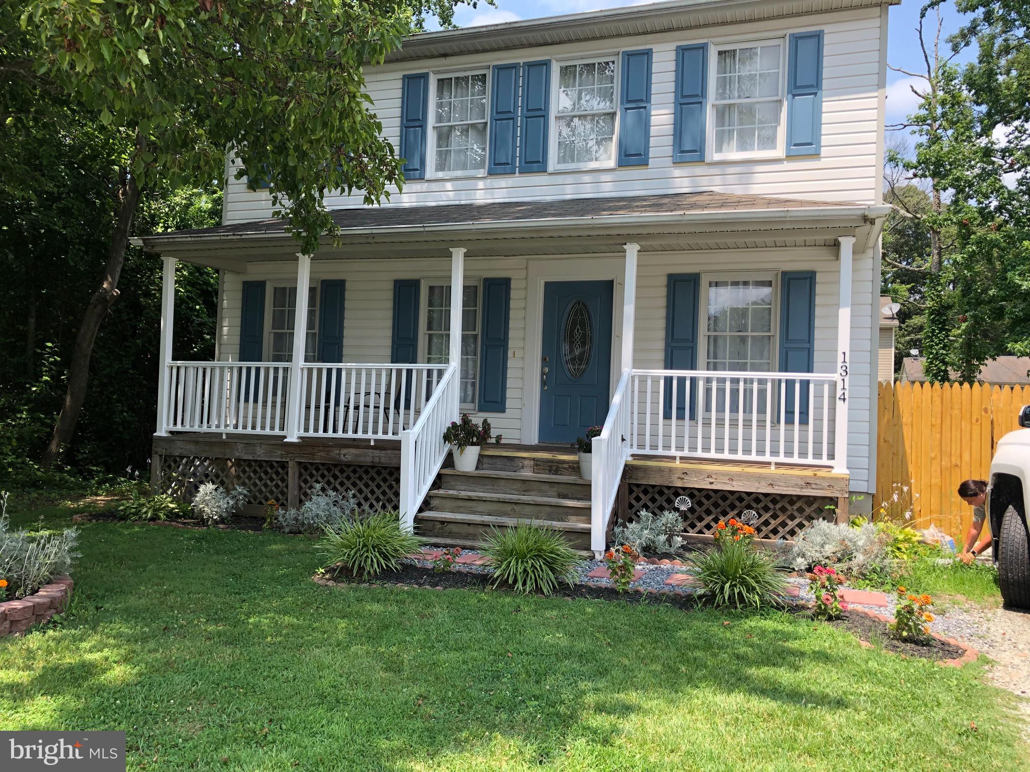 AVALON SHORES - Residential