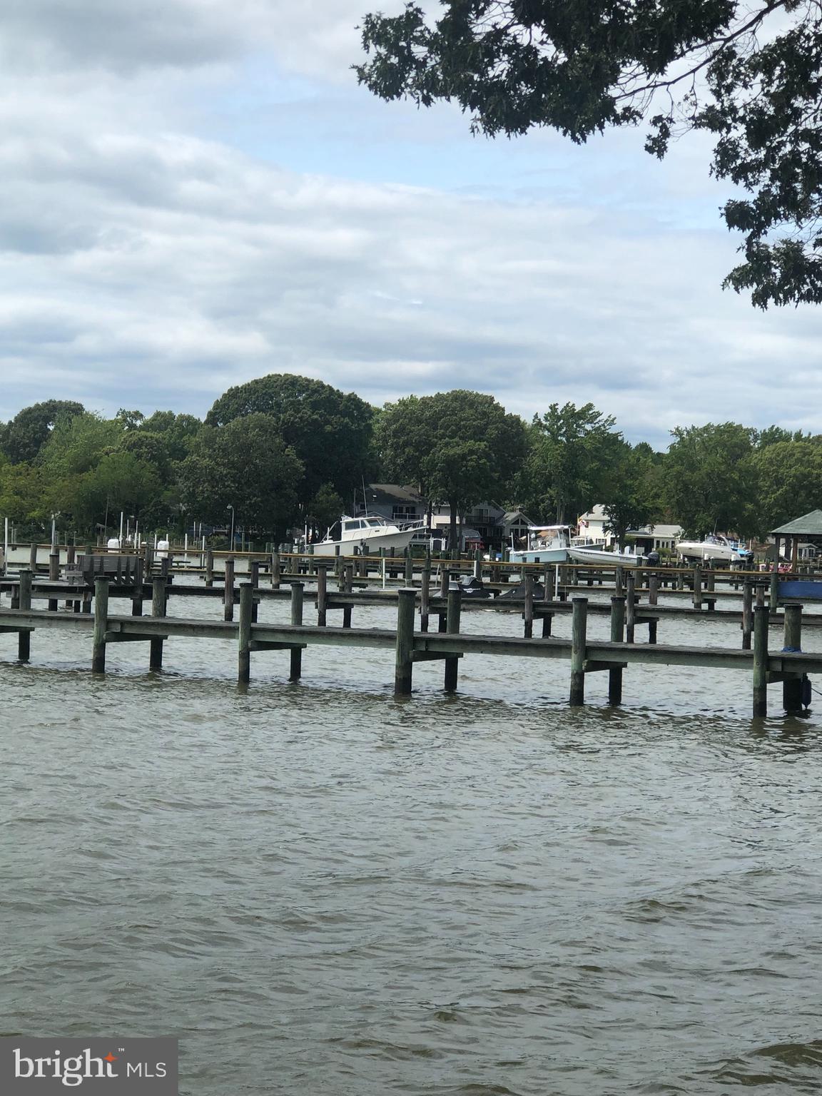 AVALON SHORES - Residential