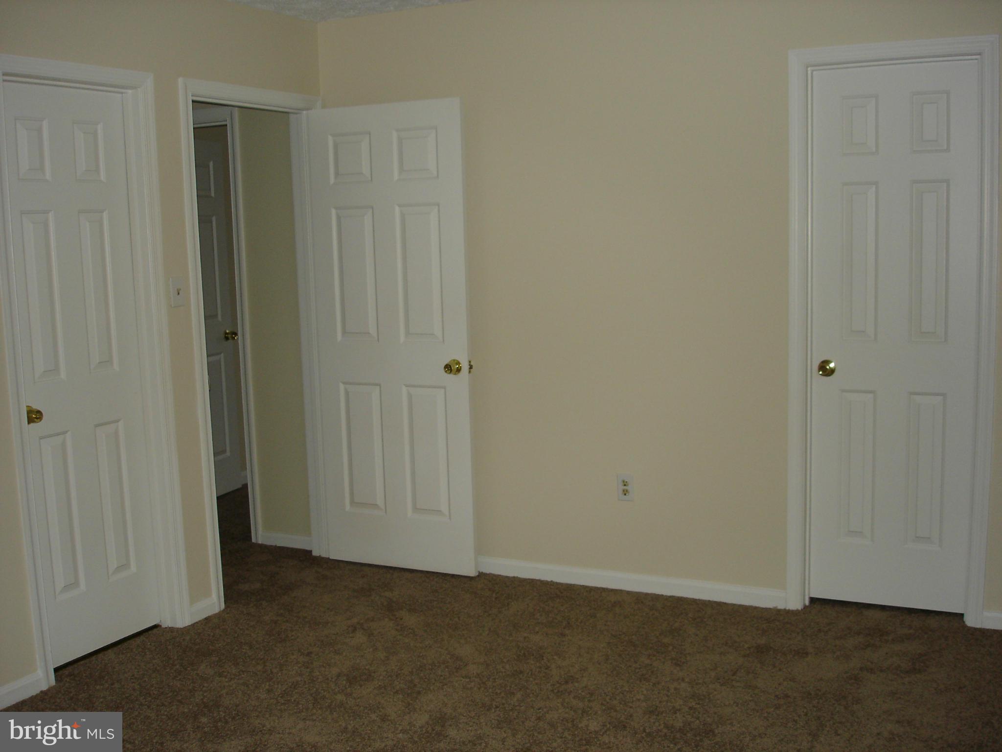 HAMPSHIRE - Residential Lease