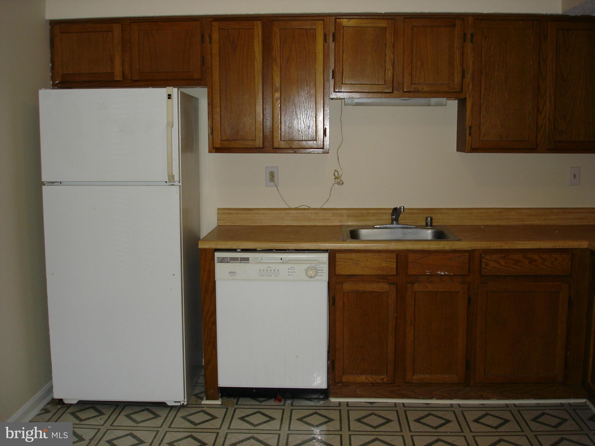 HAMPSHIRE - Residential Lease