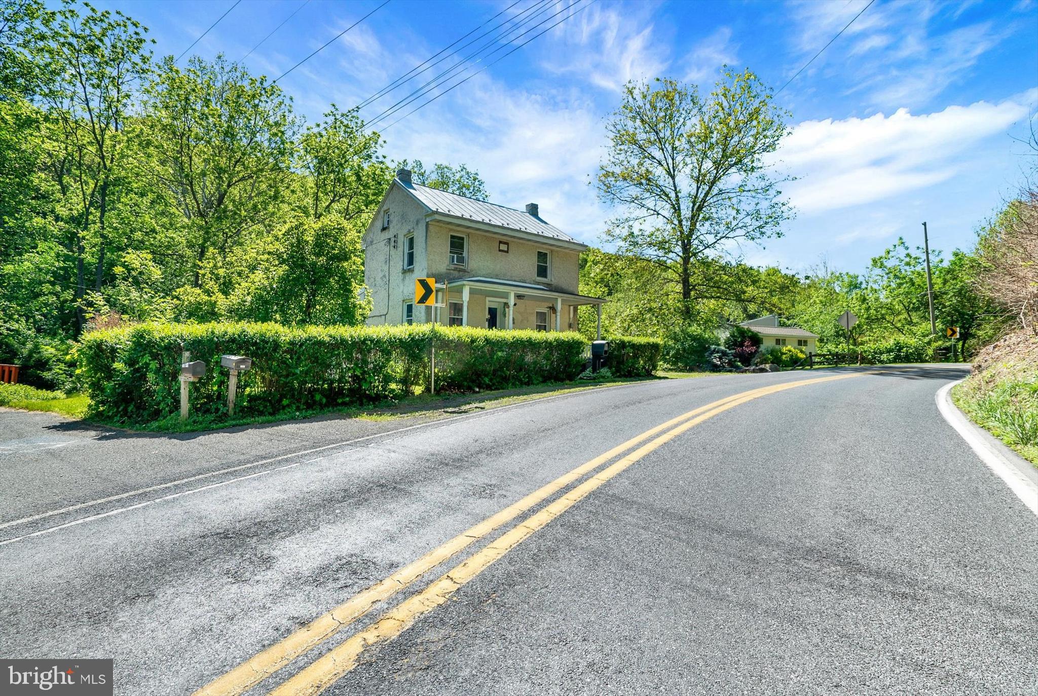 1234 GREEN HILLS ROAD