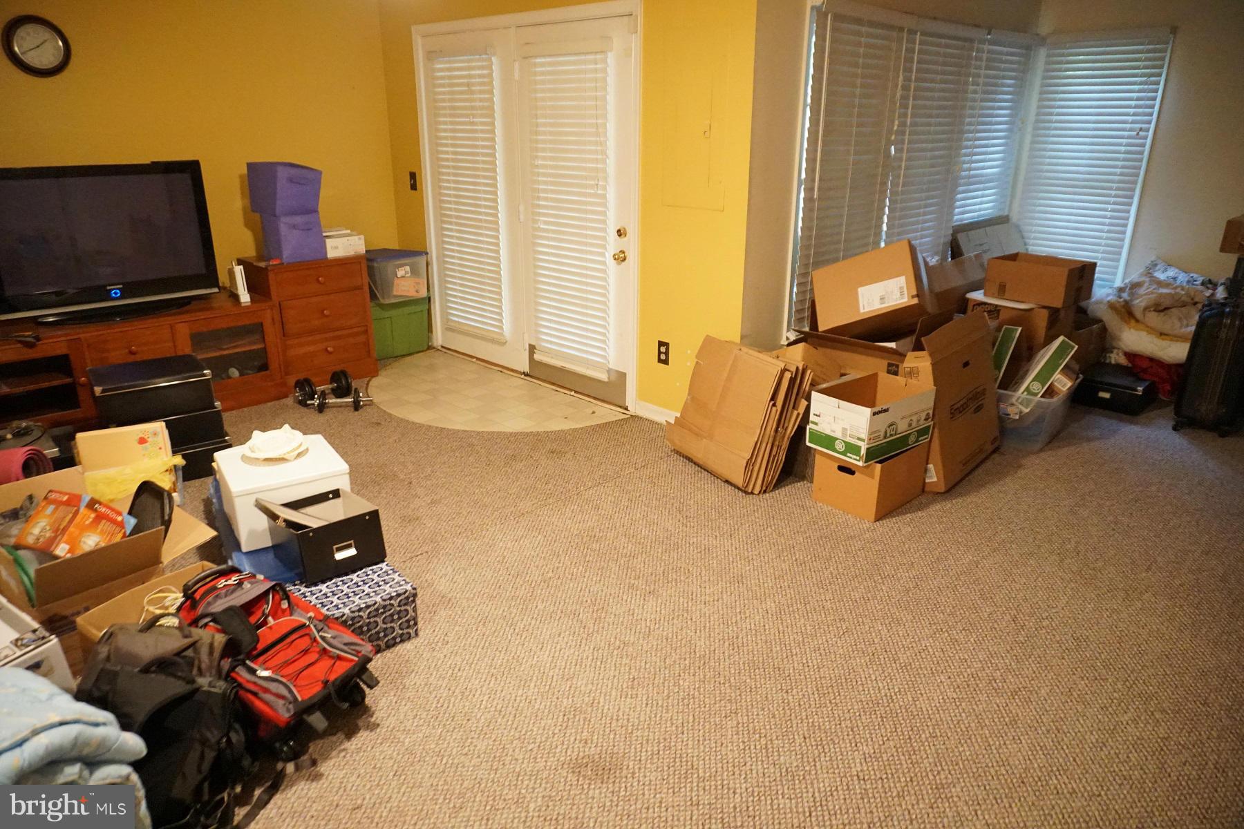 LIFESTYLE AT SULLY STATION - Residential Lease