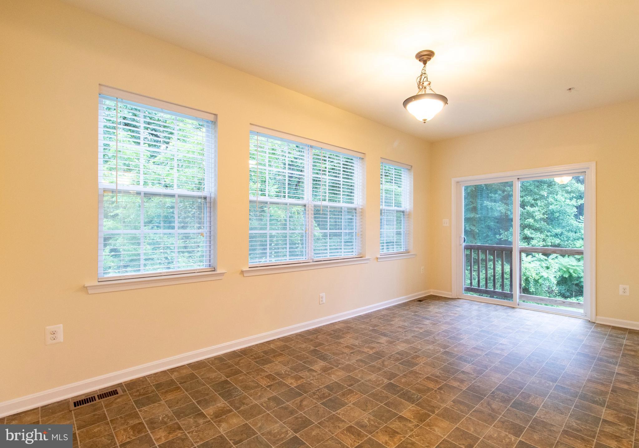 HOLLOW TREE FARM - Residential Lease