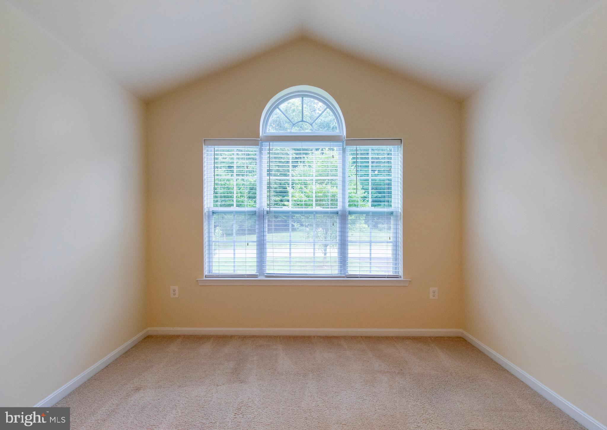 HOLLOW TREE FARM - Residential Lease