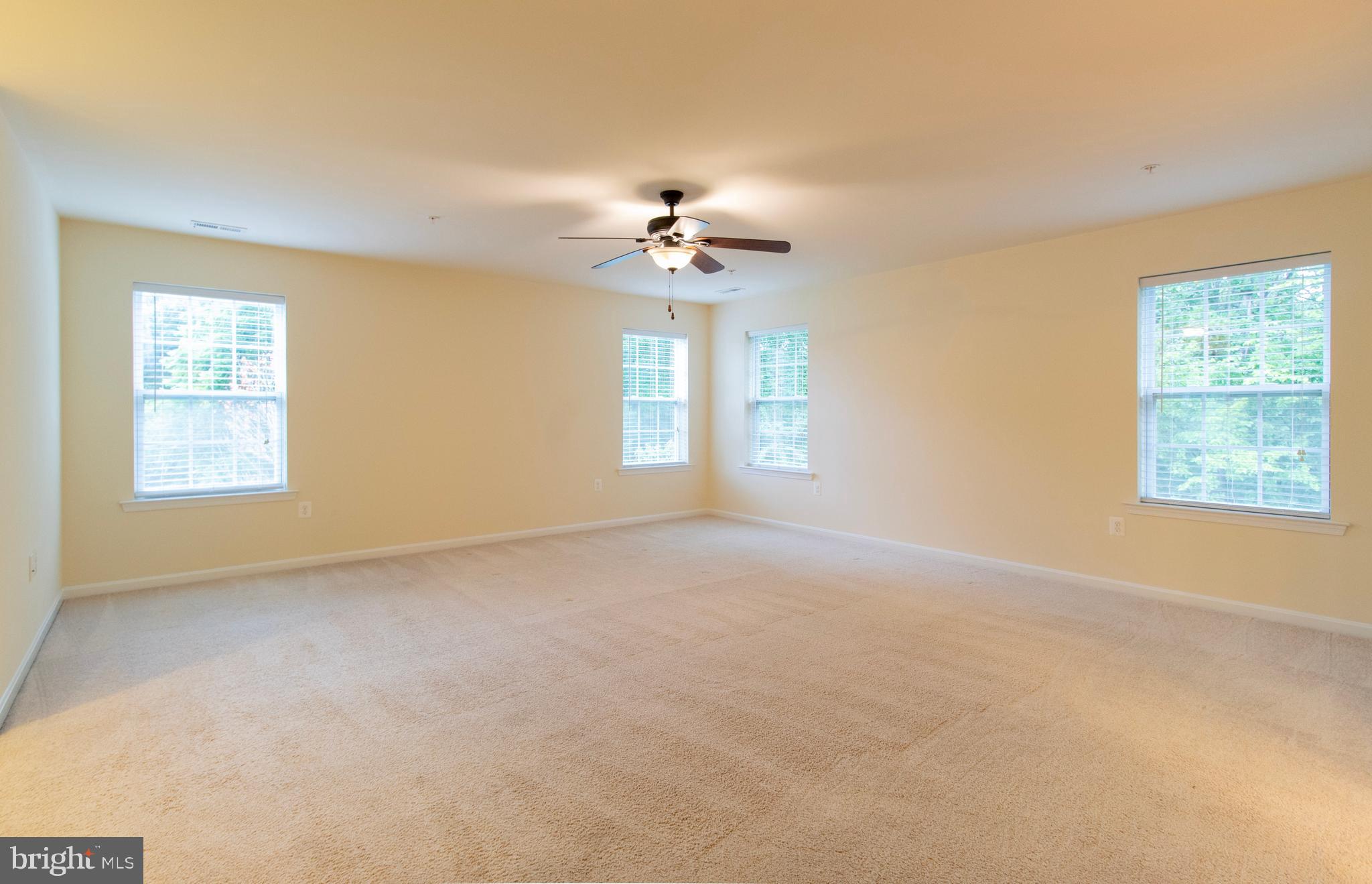 HOLLOW TREE FARM - Residential Lease