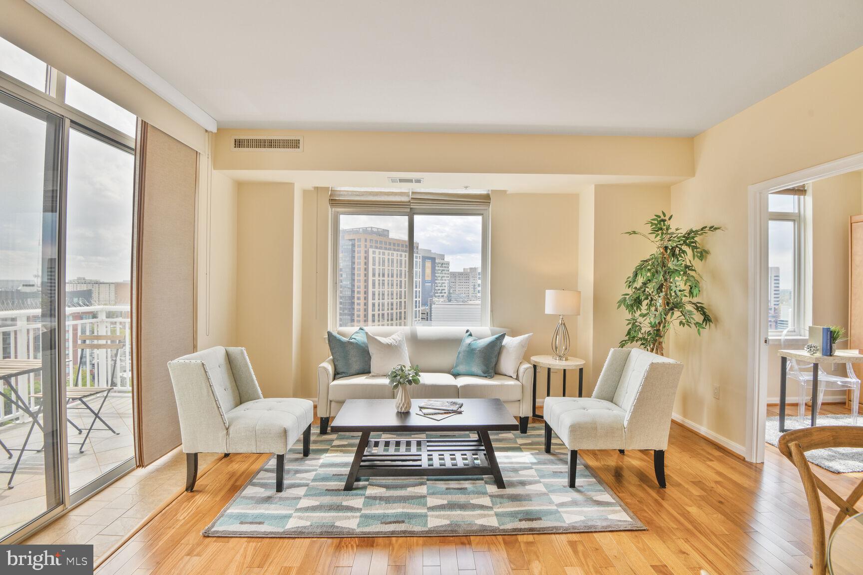 THE CRESCENT - Residential