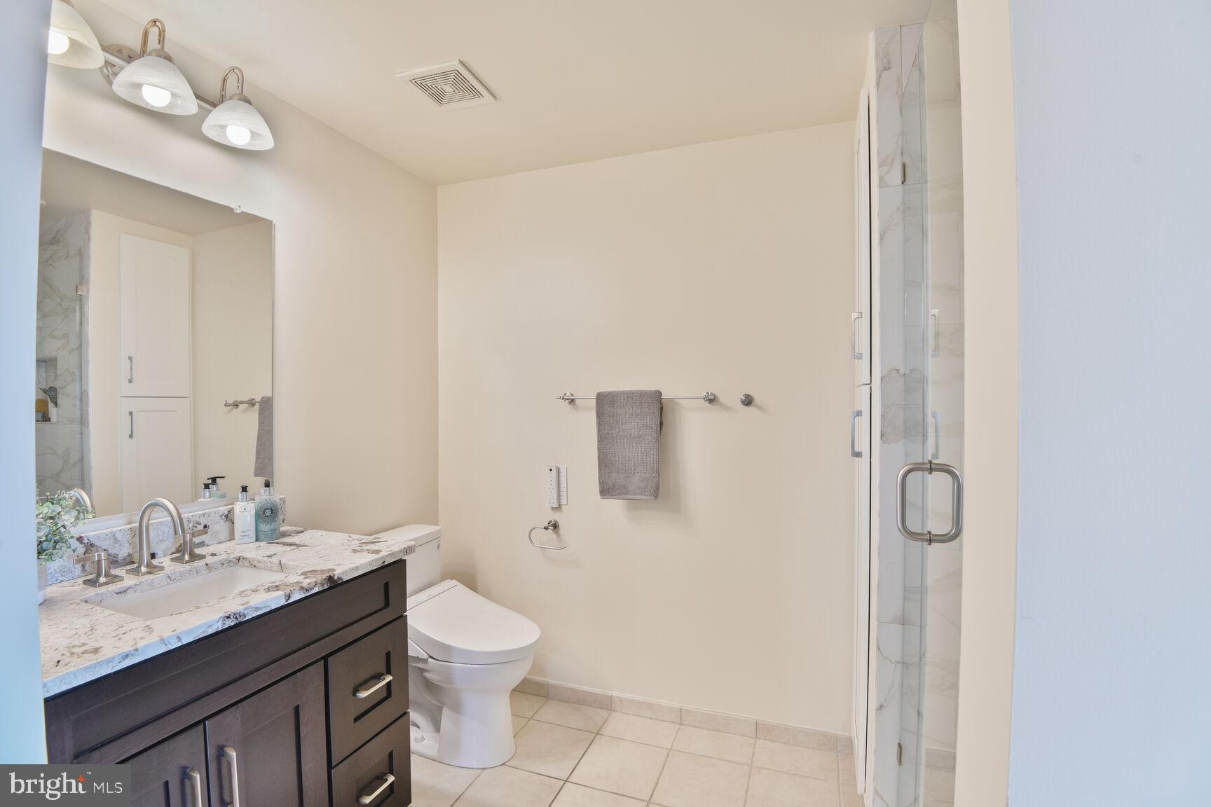 THE CRESCENT - Residential