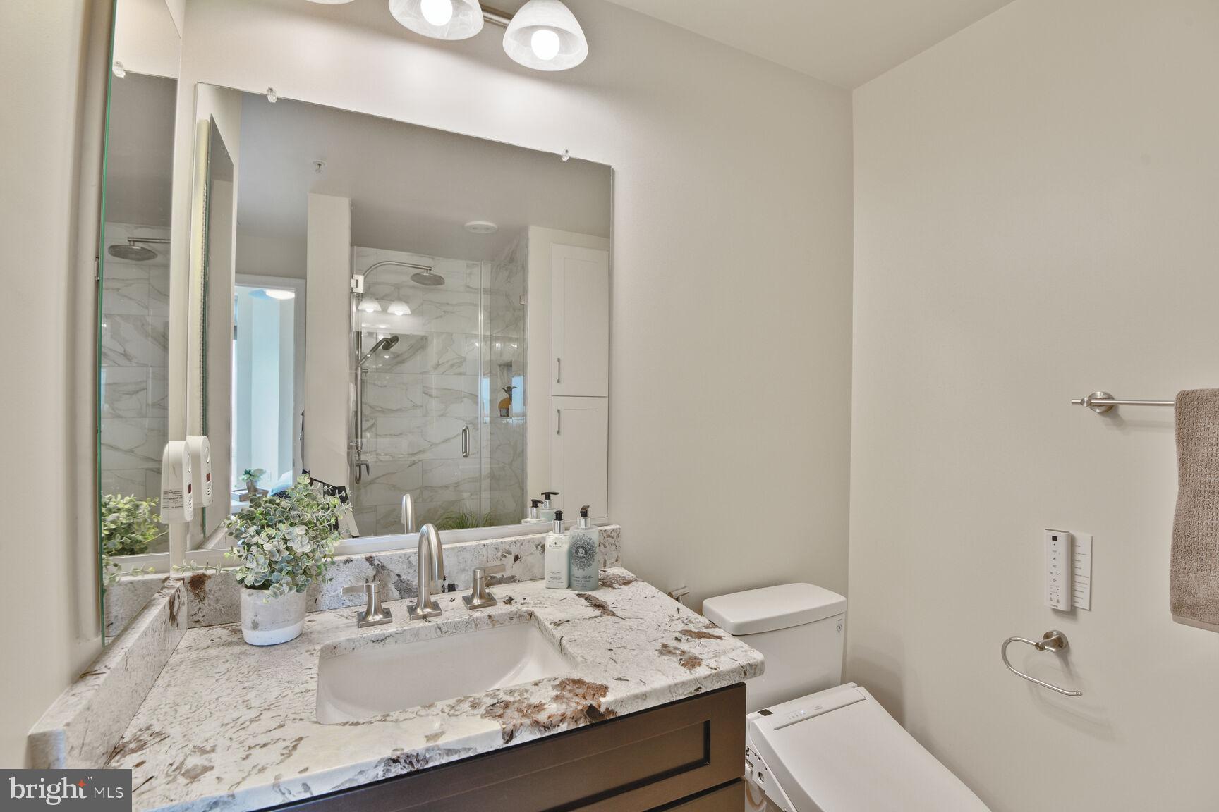 THE CRESCENT - Residential