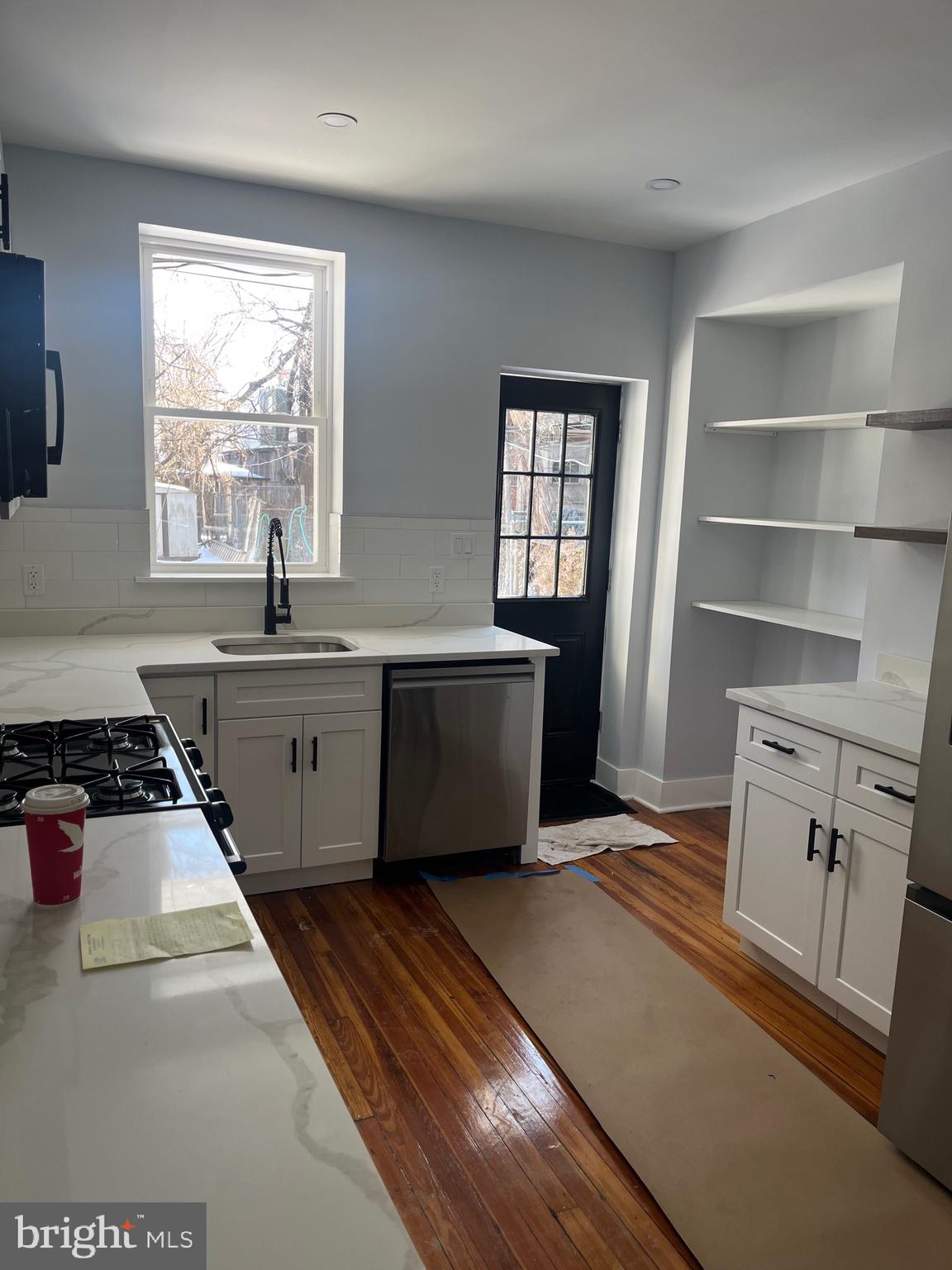 WEST OAK LANE - Residential