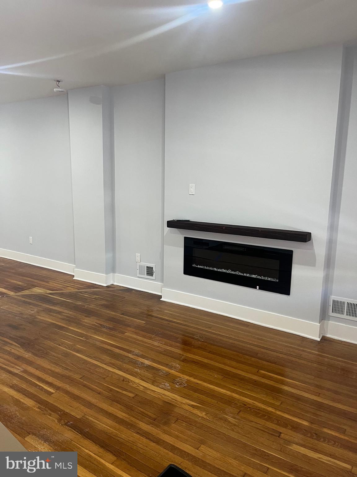 WEST OAK LANE - Residential