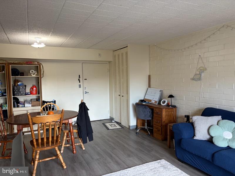 456 E BEAVER AVENUE 608