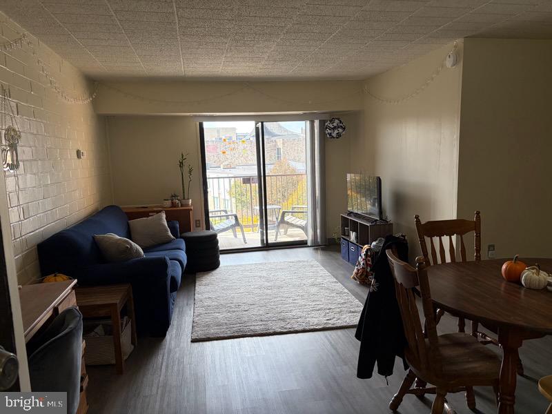 456 E BEAVER AVENUE 608