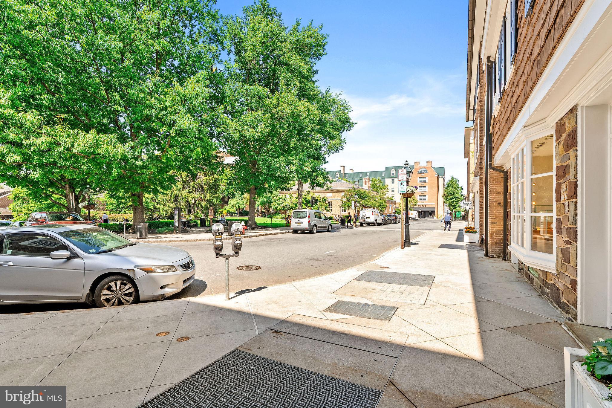 44 NASSAU STREET G