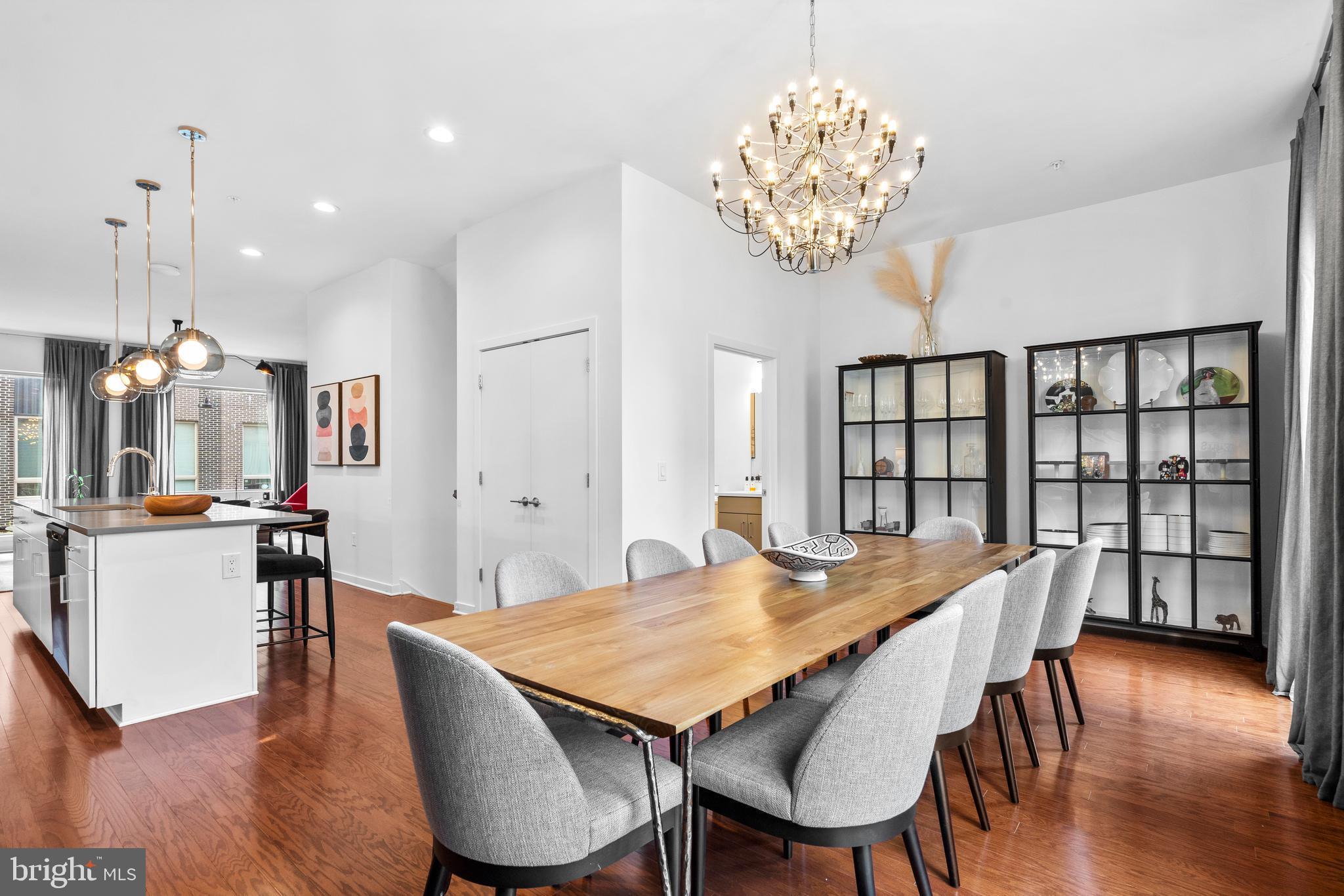 NORTHBANK - Residential
