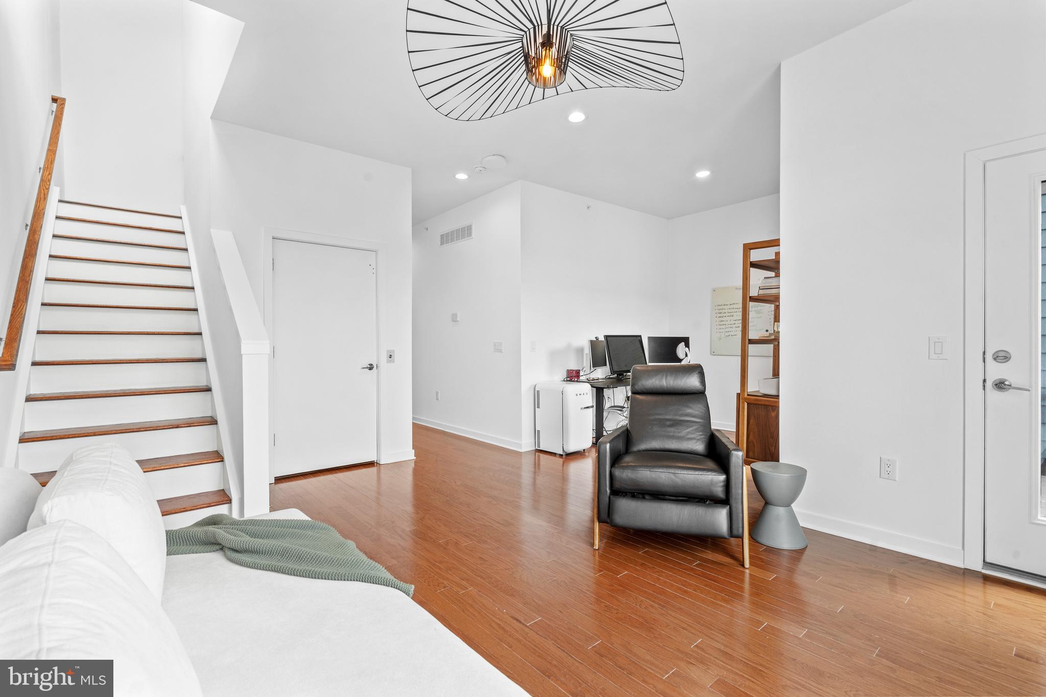 NORTHBANK - Residential