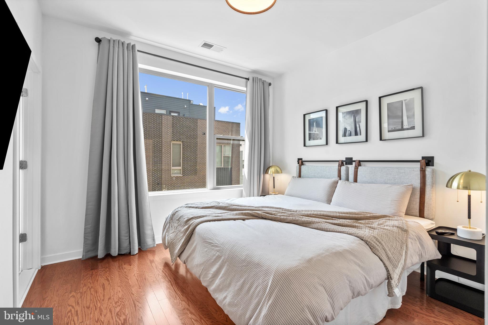 NORTHBANK - Residential