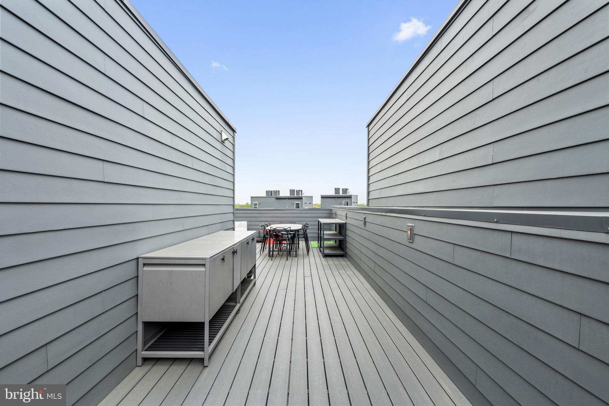 NORTHBANK - Residential